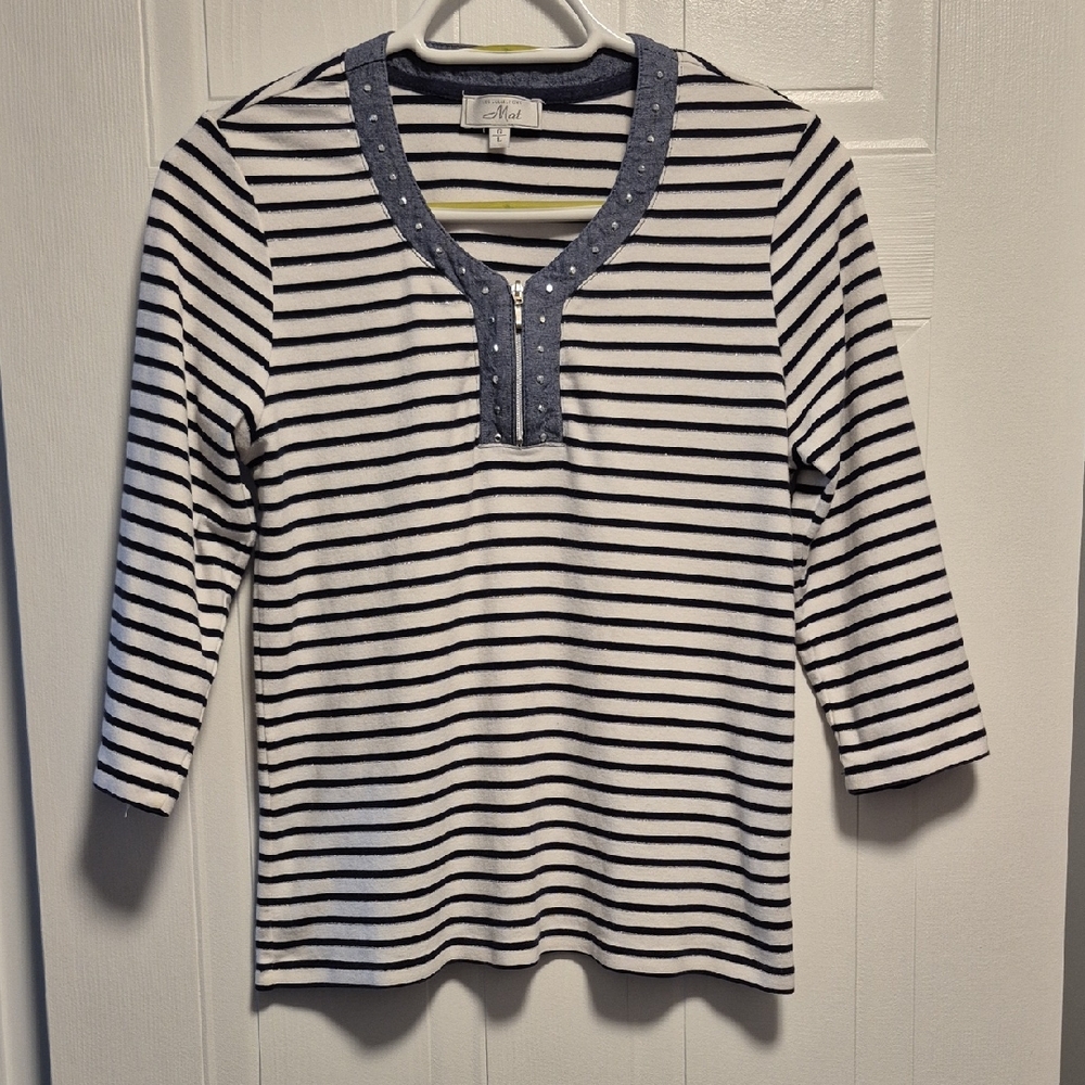 LES COLLECTIONS MAT 3/4 sleeve 1/4 zip Embellished top, Navy on White, LG